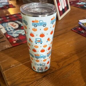 32oz Swig Pumpkin Truck Tumbler. Cross Posted